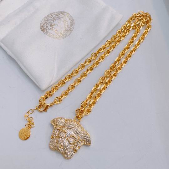 Versace necklace 11lyh86